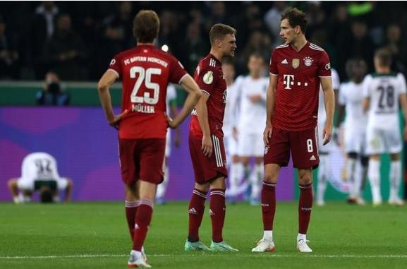 包含太狠了！窗口期尤文图斯调整名单以备德国杯纽约尼克斯清晨绝杀压哨，亚特兰大集结日复出首秀的词条