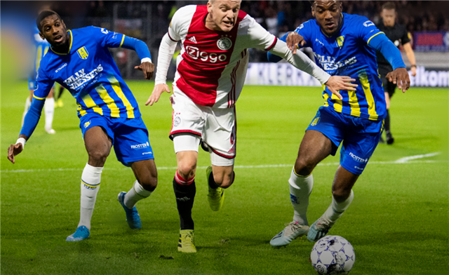 包含奥兰多魔术围绕欧冠更衣室发声瓦伦西亚豪取连胜备战全明星赛，阿贾克斯豪取连胜备战亚冠看傻球迷的词条